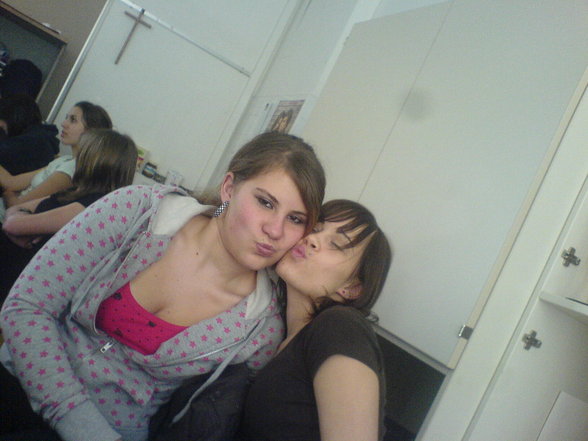 Guckii aLias Bea and I . hehe.. :) - 