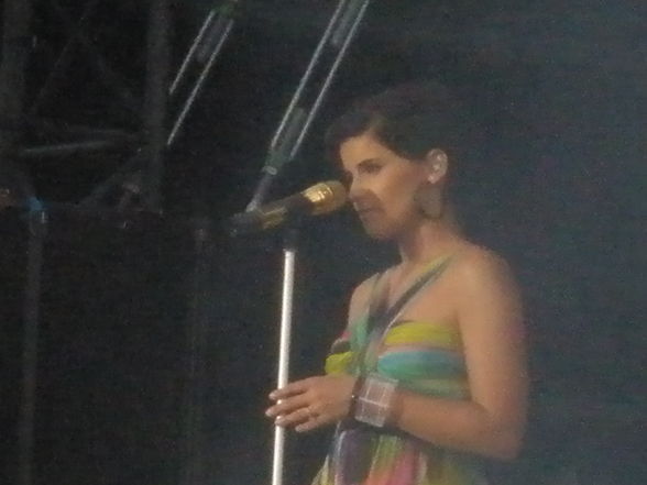 NELLY FURTADO - 