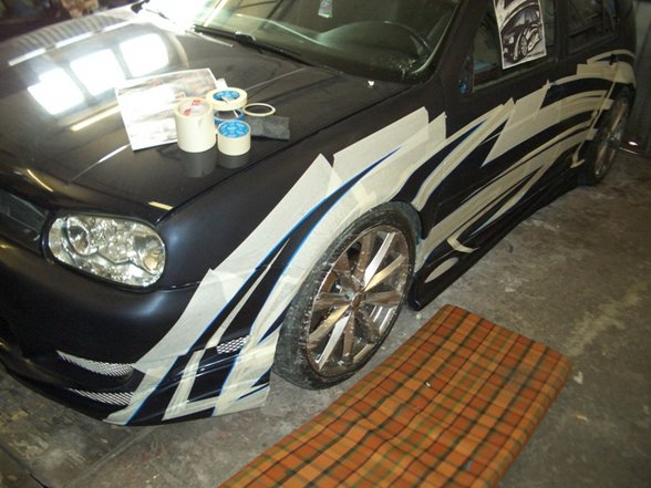 Custompainting Golf 4 - 