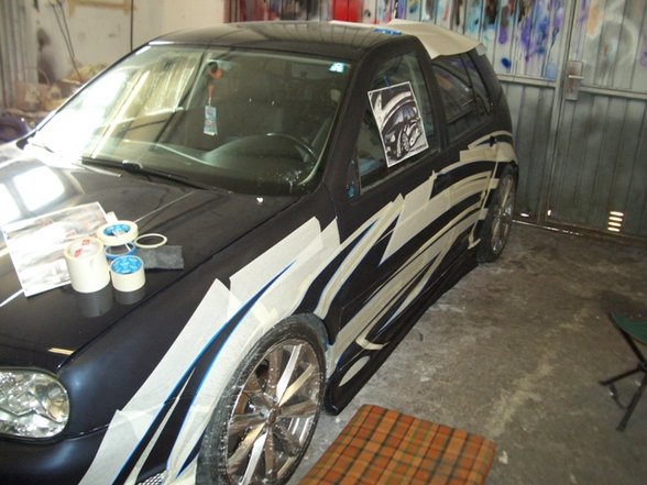 Custompainting Golf 4 - 