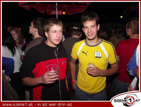 **BeachParty2007** :) - 