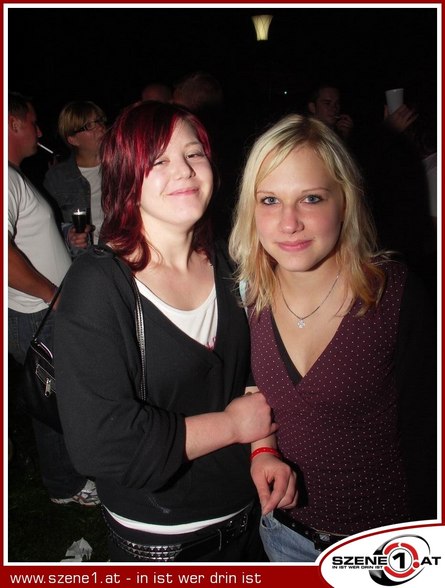 **BeachParty2007** :) - 