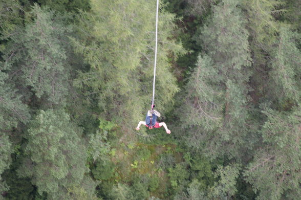 5 4 3 2 1 Bungy - 