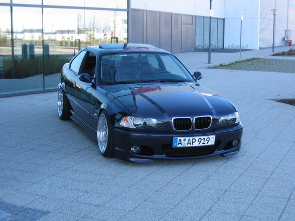 BMW - 