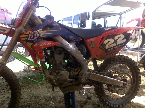 Handy pix @ THE MX TRACK - 