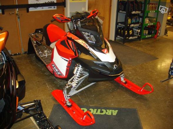 Skidoo Training and Sleds - 