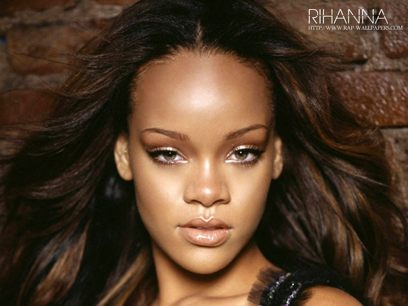 Rihanna - 