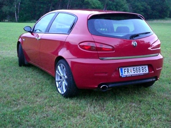 Mein Alfa mit bissl tuning. ;) - 