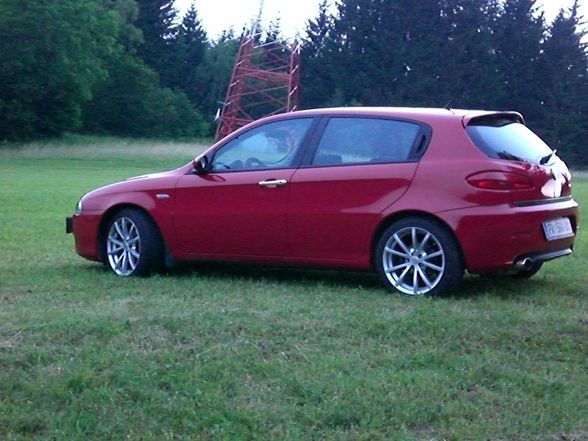 Mein Alfa mit bissl tuning. ;) - 