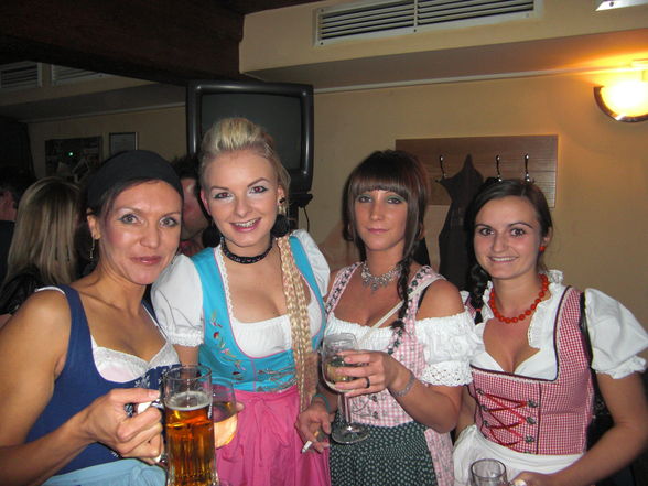 Oktoberfest Derby, Hiaslwirt - 