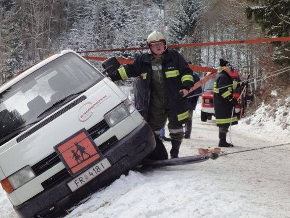 Schulbus Unfall  13.1.2010 - 