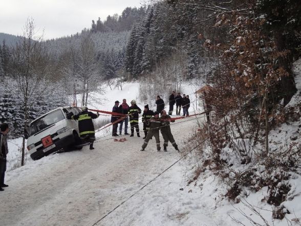 Schulbus Unfall  13.1.2010 - 