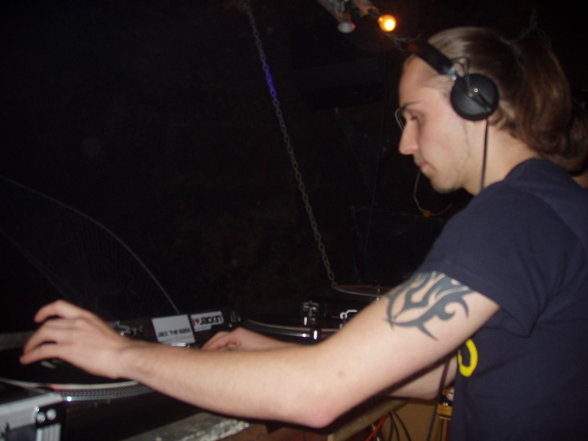 Support your local DJ 08.09.2006 - 