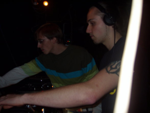 Support your local DJ 08.09.2006 - 