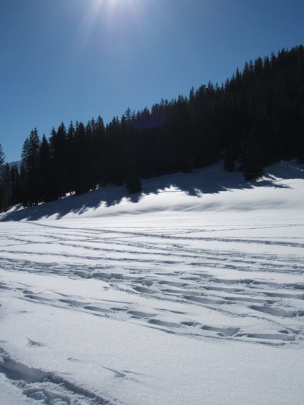 Schneeschuwanderung Valentinstag - 