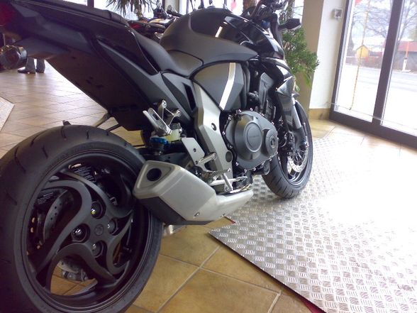 My new "Dark Angel" - CB1000R - 