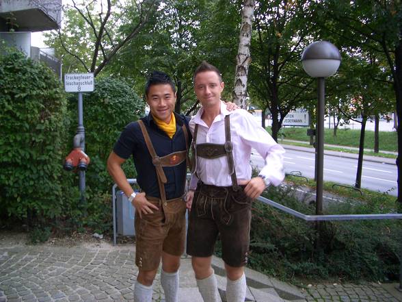 Chinaman in Lederhosen..*gg* - 