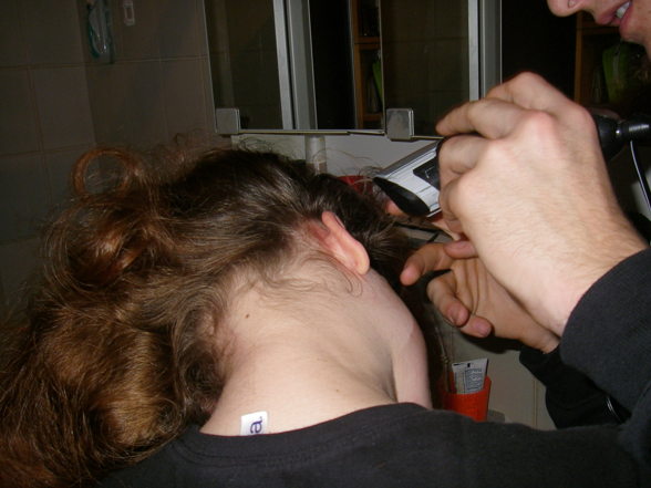 schnipp...  schnapp...  undercut..   =) - 