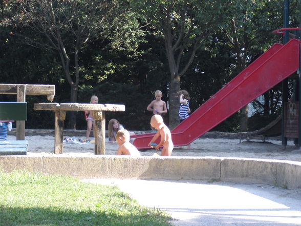 Meine 2 Schatzal am spielplatz - 