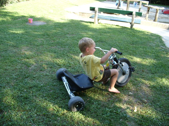 Meine 2 Schatzal am spielplatz - 