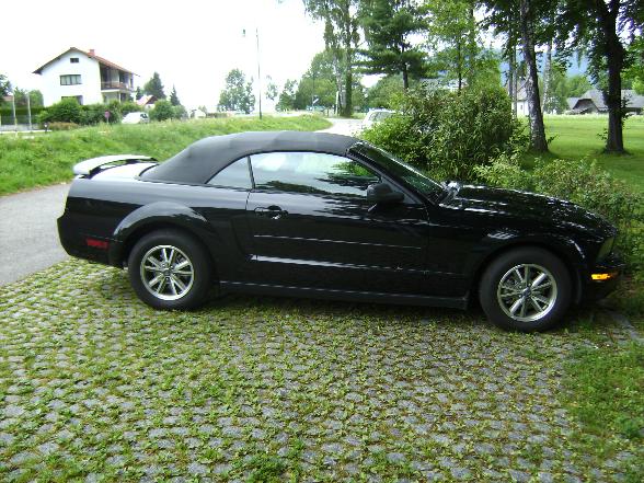 Ford-Mustang - 