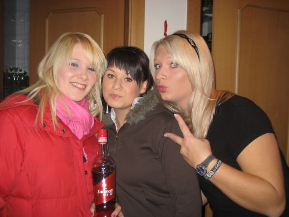 Party 09 - 10 - 