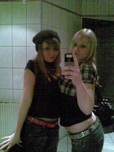 Jessifa und Jennica xD - 