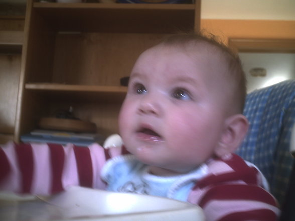 Meine kleine Nichte Laura - 