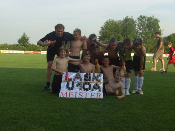 2009-06-15_Meister mit LASK-Linz U10-A - 