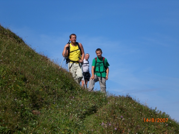 14 stunden wandern durchgehend - 