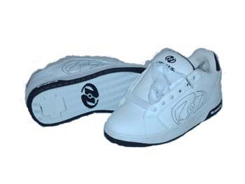 Heelys!!!!!!!! - 