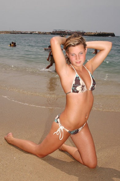 meee in my holiday 2006 *gg* - 