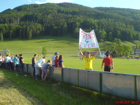 Fanfahrten nach Neukirchen! - 