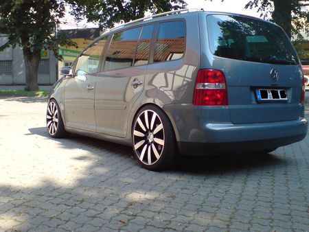 VW GOLF - 