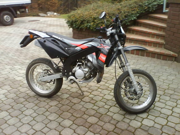 mEiNe MoPedS - 