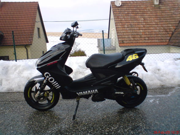 yamaha aerox  - 