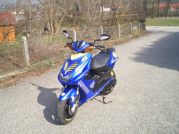 yamaha aerox  - 