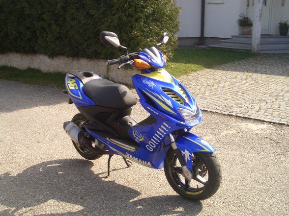 yamaha aerox  - 