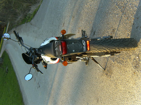 MeIn MoPeD - 