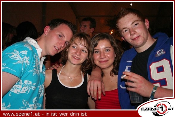 Fuatgeh Fotos mit Friends - 