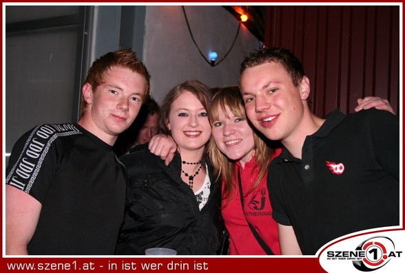 Fuatgeh Fotos mit Friends - 