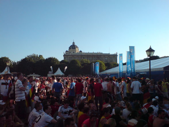 Euro 08 Finale .... Fanzone Wien - 