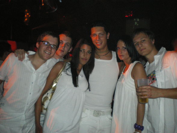 Sensation White...... - 