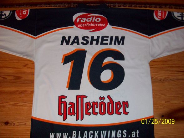 Meine Eishockey-Dressen  - 