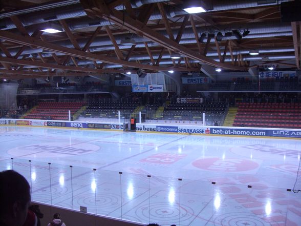 EHC Black Wings Linz - 