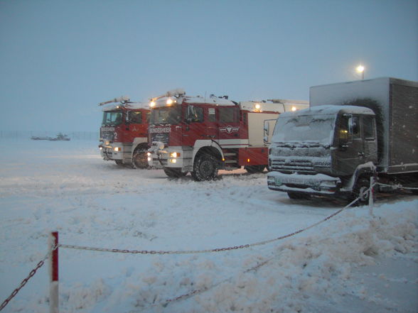 Flughafen Feuerwehr - 