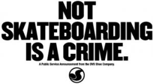 >Skateboarding< - 