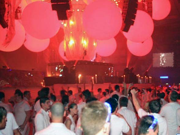 Sensation White - Wien 02.05.2009 - 