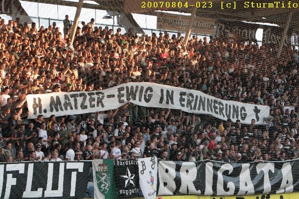 Kultklub-Kommerztruppe (Sturm-Salzburg) - 