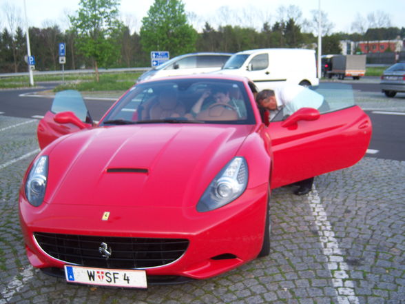 Die Ferrari fahrt! - 